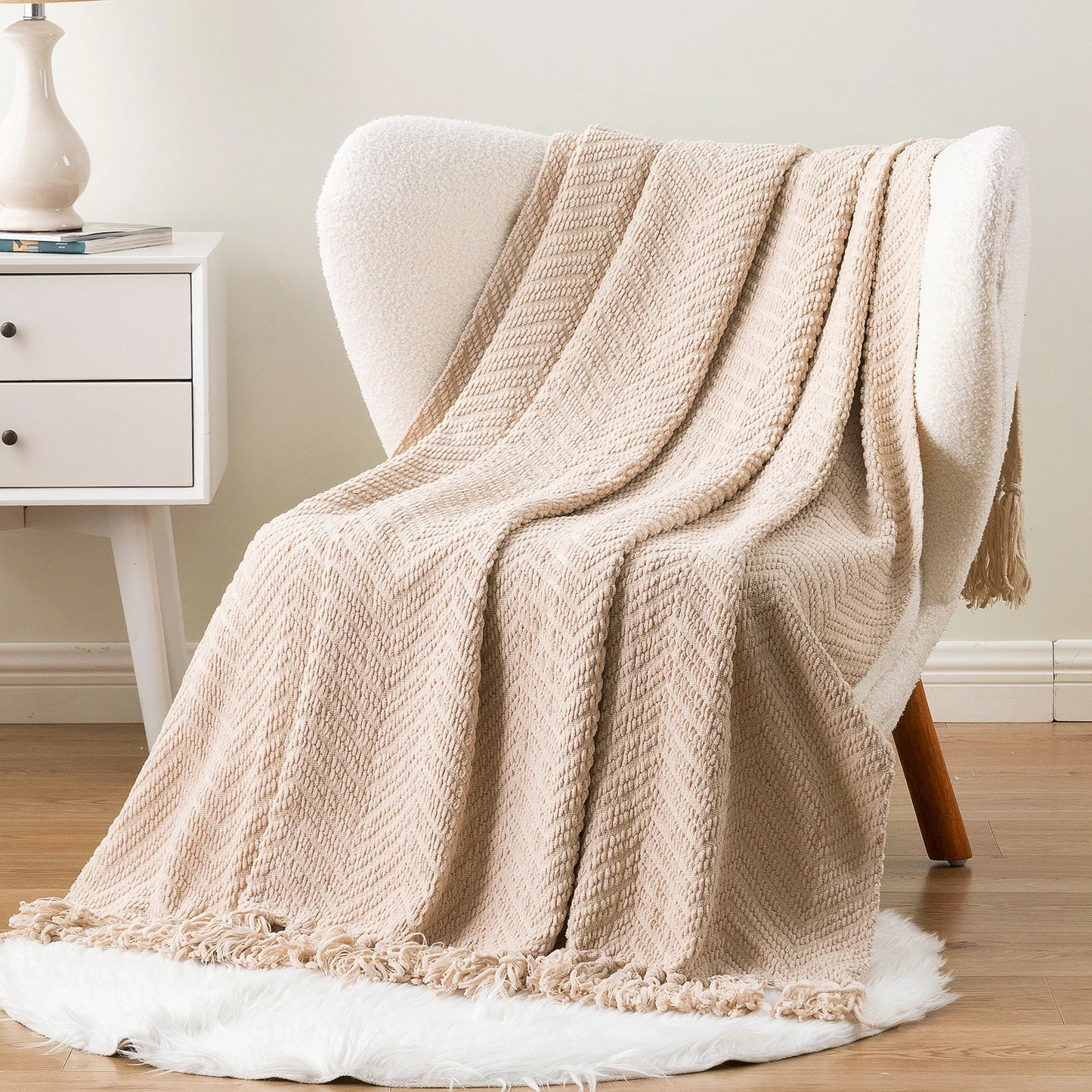 Battilo Thick Knitted Throw Blanket