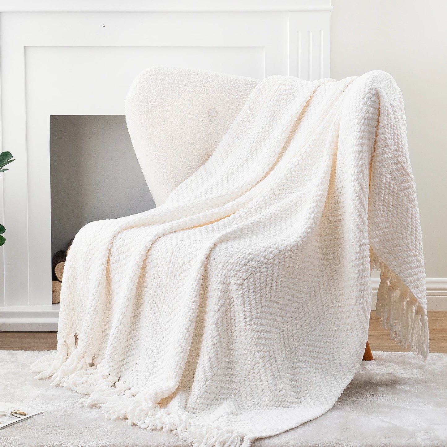 Battilo Thick Knitted Throw Blanket